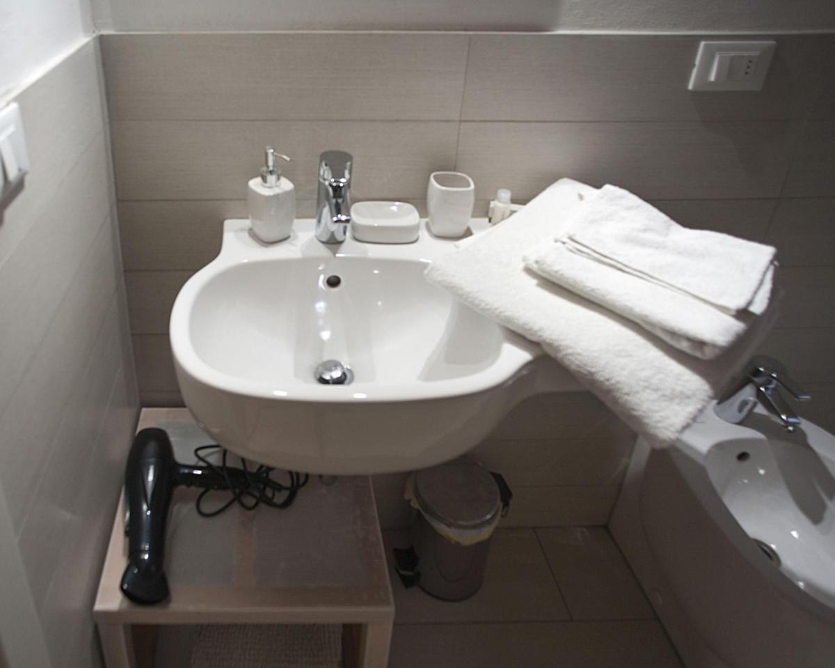 Residence Porta Saragozza โบโลญญา ภายนอก รูปภาพ