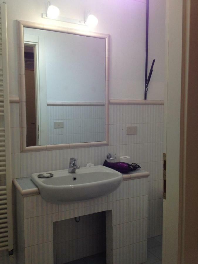 Residence Porta Saragozza โบโลญญา ภายนอก รูปภาพ